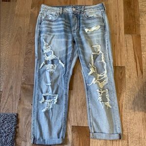 American eagle tomgirl jeans